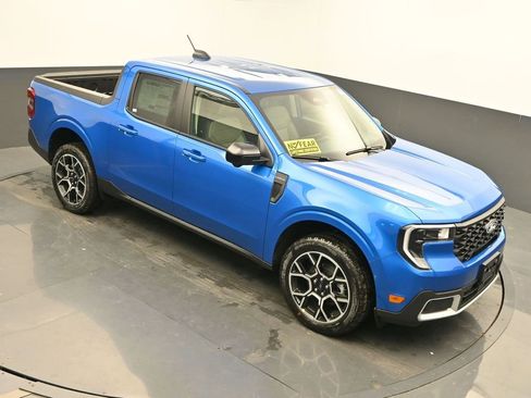 New 2025 Ford Maverick Lariat image 36