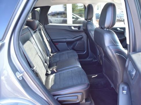 Used 2022 Ford Escape SEL w/ Technology Package AWD/4WD image 44