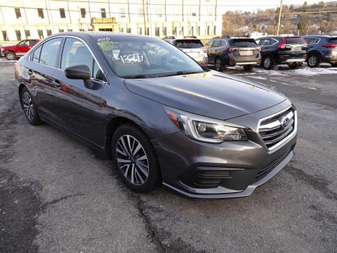 Used 2018 Subaru Legacy 2.5i Premium image 4