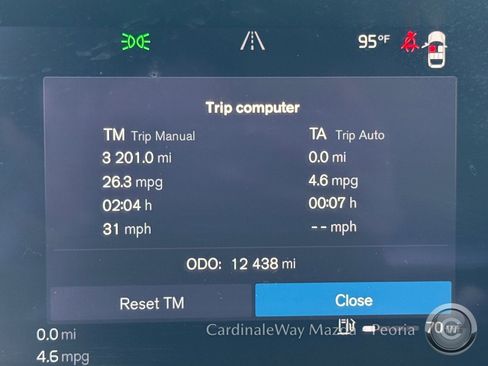 Used 2025 Volvo XC40 B5 Plus image 20