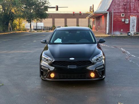 Used 2019 Kia Forte LXS FWD image 3