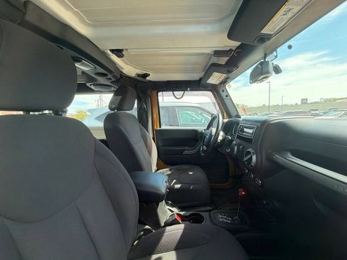 Used 2014 Jeep Wrangler Sport w/ Quick Order Package 24S AWD/4WD image 2