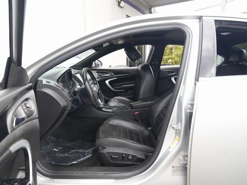 Used 2017 Buick Regal GS w/ Driver Confidence Package #2 image 17