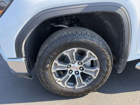 New 2026 GMC Sierra 1500 SLE AWD/4WD image 16
