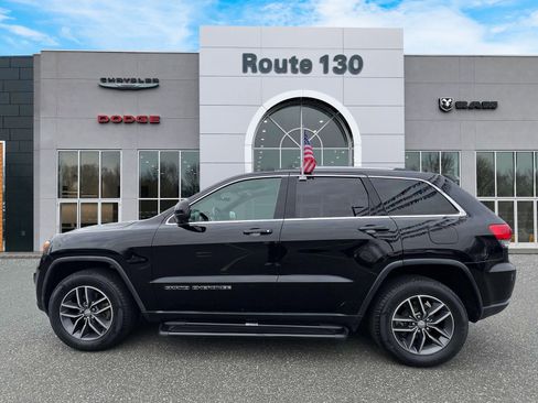 Used 2018 Jeep Grand Cherokee Laredo image 5