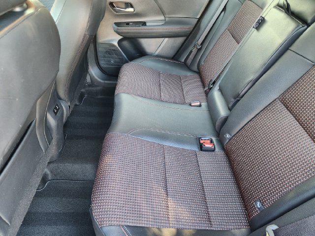 Used 2025 Nissan Kicks SR FWD image 25