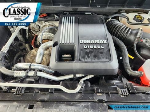 Used 2025 Chevrolet Silverado 1500 High Country AWD/4WD image 30