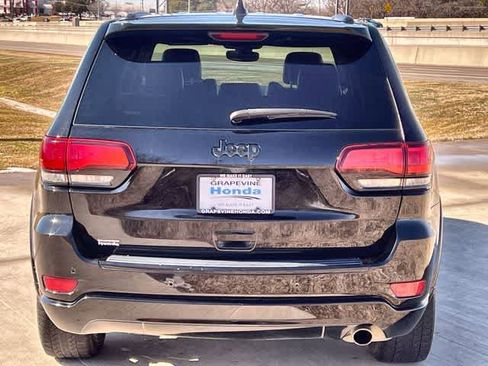 Used 2018 Jeep Grand Cherokee Altitude image 6