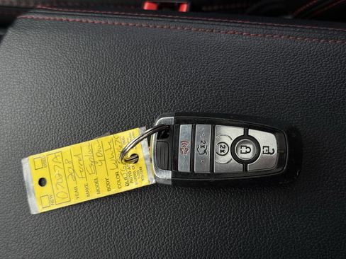 Used 2018 Ford Explorer Sport image 28