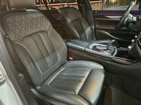 Used 2021 BMW 750i xDrive 750i xDrive w/ M Sport Package image 27