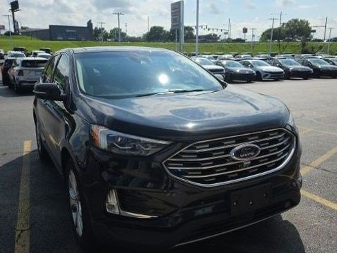 Used 2020 Ford Edge Titanium w/ Equipment Group 301A AWD/4WD image 3