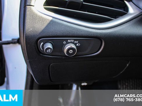 Used 2024 Chevrolet Malibu LT FWD image 30