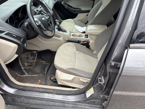 Used 2012 Ford Focus SE FWD image 8