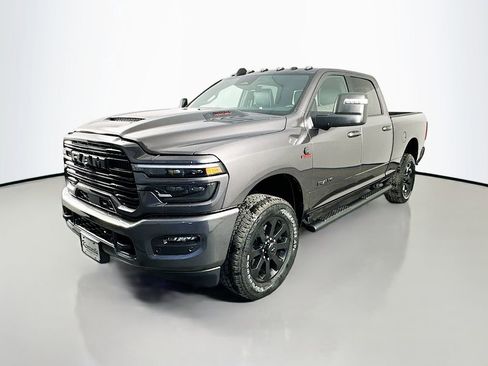 New 2026 RAM 2500 Laramie AWD/4WD image 3