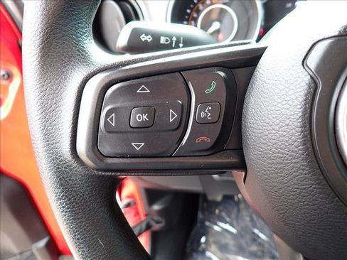 Used 2019 Jeep Wrangler Unlimited Sport image 13