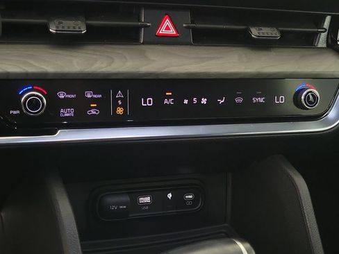 Used 2023 Kia Sportage X-Pro Prestige AWD/4WD image 31