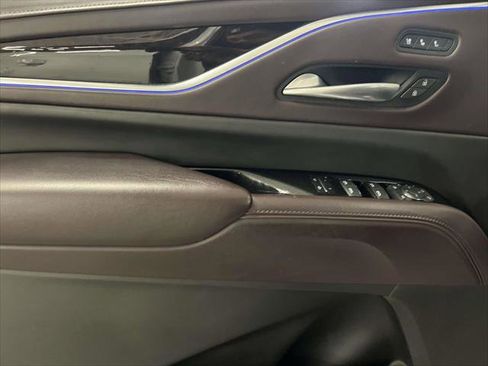 Used 2023 Cadillac Escalade Sport Platinum image 17