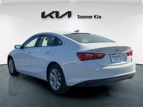 Used 2024 Chevrolet Malibu LT image 4