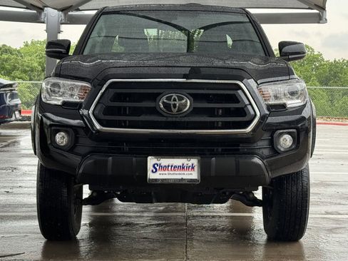 Used 2023 Toyota Tacoma SR5 RWD image 7