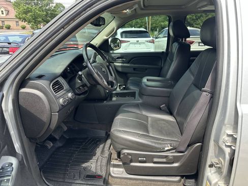 Used 2012 Chevrolet Avalanche LT AWD/4WD image 17