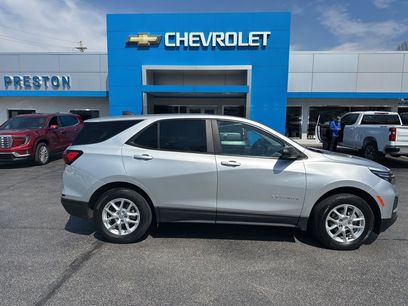 Used 2022 Chevrolet Equinox LS w/ LS Convenience Package