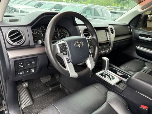 Used 2020 Toyota Tundra SR5 w/ SR5 Upgrade Package AWD/4WD image 10