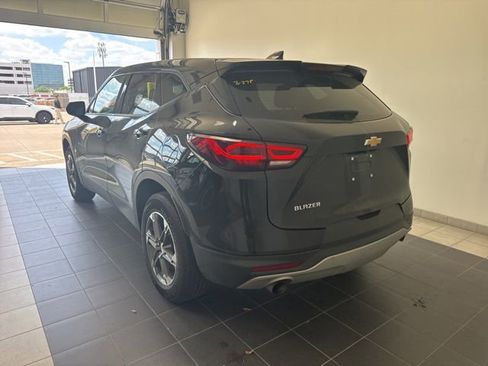 Used 2025 Chevrolet Blazer LT image 4