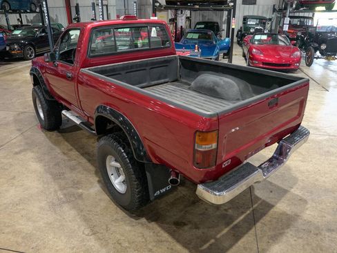 Used 1994 Toyota Pickup DX AWD/4WD image 16