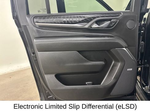 Used 2023 GMC Yukon XL Denali w/ LPO, Floor Liner Package AWD/4WD image 33