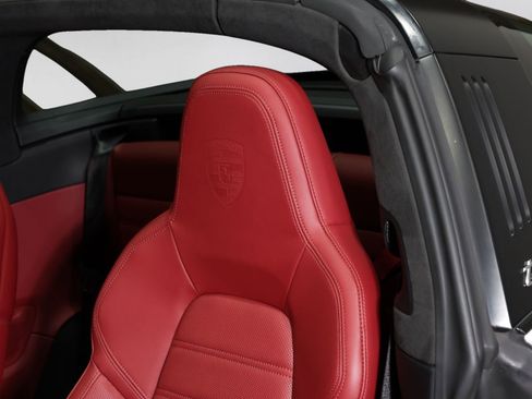 Used 2021 Porsche 911 Targa 4 image 46