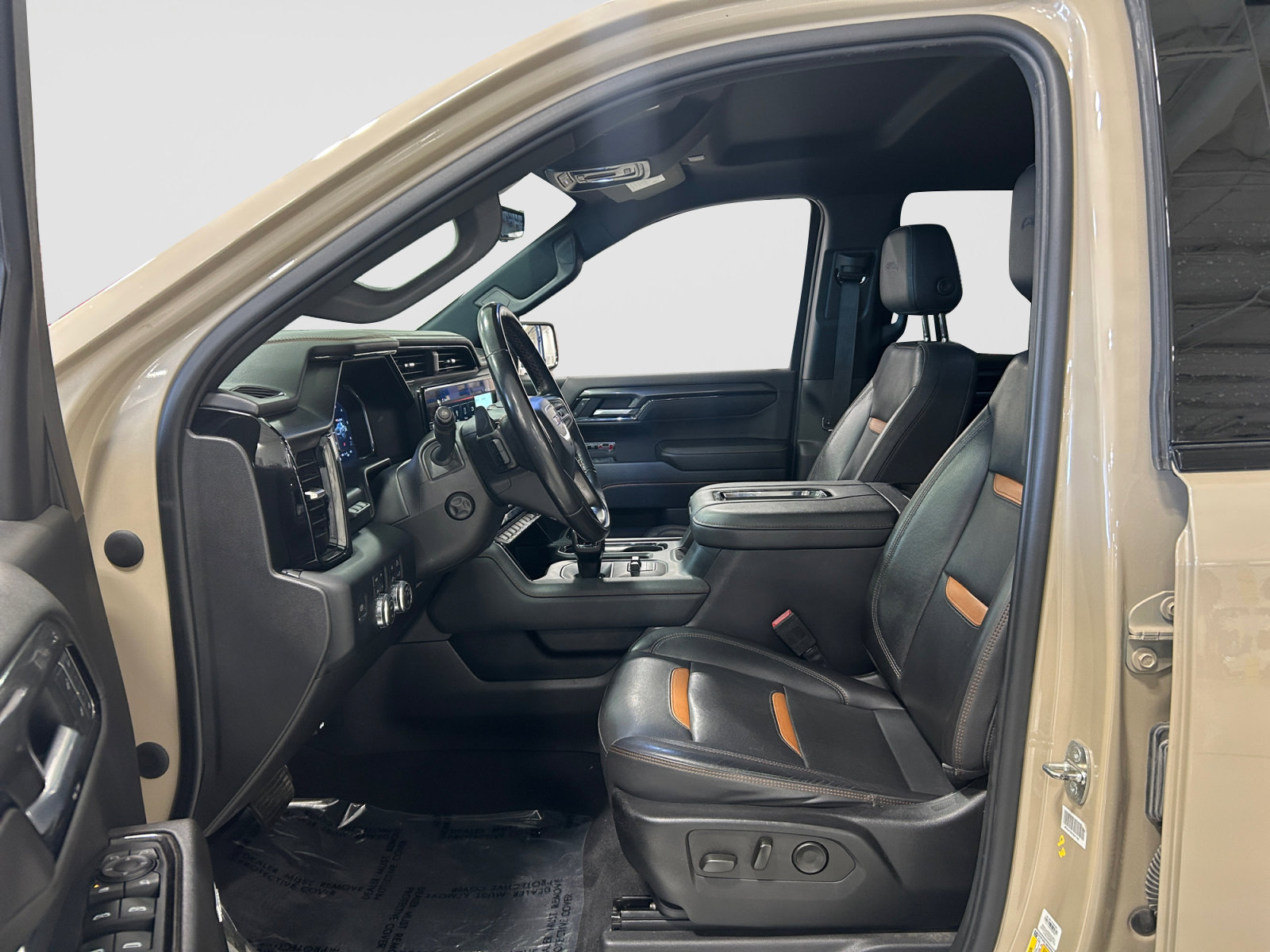 Used 2022 GMC Sierra 1500 AT4 w/ AT4 Premium Package AWD/4WD image 10