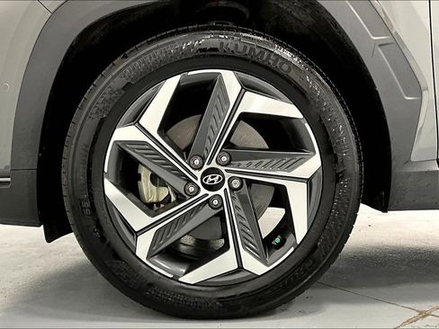 Used 2024 Hyundai Tucson Limited image 11