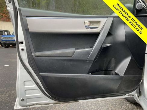 Used 2014 Toyota Corolla L image 17