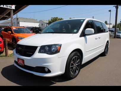 Used 2016 Dodge Grand Caravan SXT