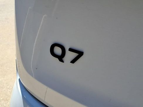 Used 2025 Audi Q7 3.0T Premium Plus AWD/4WD image 29