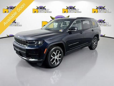 Used 2024 Jeep Grand Cherokee L Limited AWD/4WD image 1