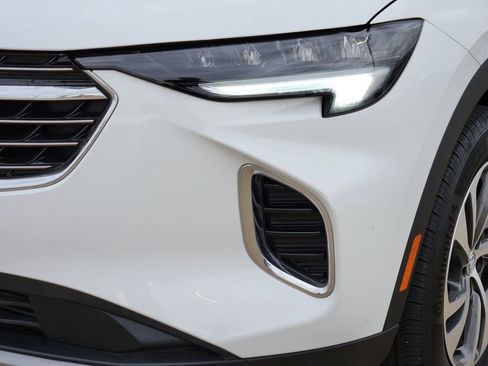 Used 2023 Buick Envision Essence image 13