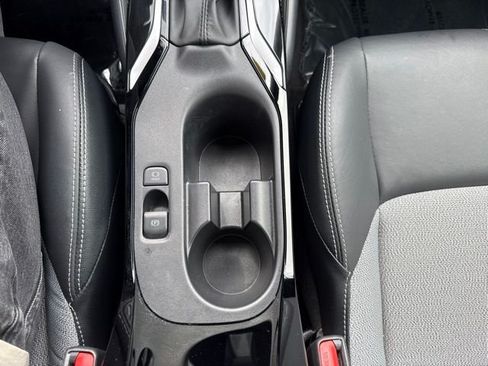 Used 2025 Toyota Corolla XSE FWD image 18
