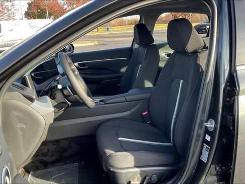 New 2025 Hyundai Sonata SEL image 9