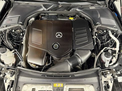 Used 2022 Mercedes-Benz C 300 Sedan image 11