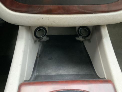 Used 2009 Chevrolet Impala LT image 34