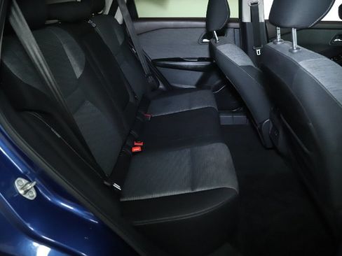 Certified 2023 Nissan Rogue SV AWD/4WD image 32