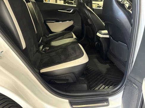 Used 2022 Kia EV6 GT-Line w/ GT-Line Suede Seat Package image 94