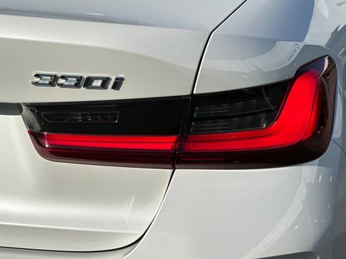 Used 2023 BMW 330i Sedan w/ Premium Package RWD image 24
