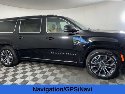 Used 2024 Jeep Grand Wagoneer L Series III AWD/4WD image 3