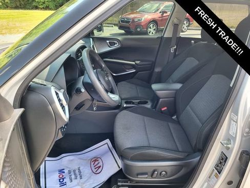 Used 2021 Kia Soul S FWD image 10