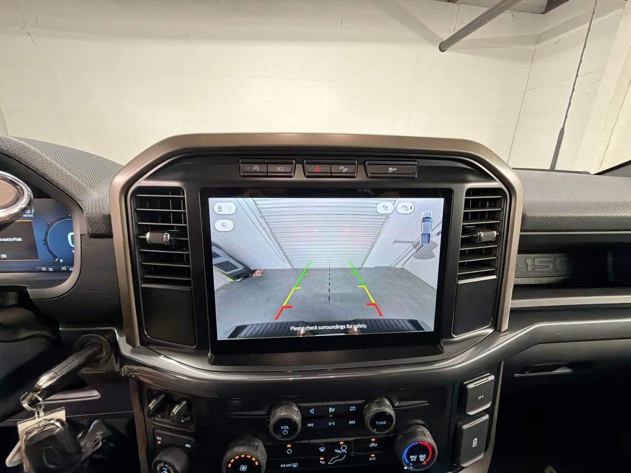 Used 2024 Ford F150 STX w/ Equipment Group 201A FX4 AWD/4WD image 15