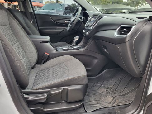 Used 2023 Chevrolet Equinox LT w/ LPO, Floor Liner Package image 12