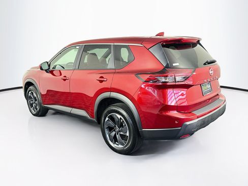 Used 2025 Nissan Rogue SV AWD/4WD image 5