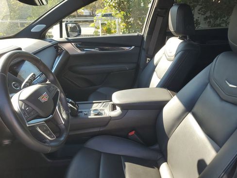 Certified 2024 Cadillac XT5 Premium Luxury image 21